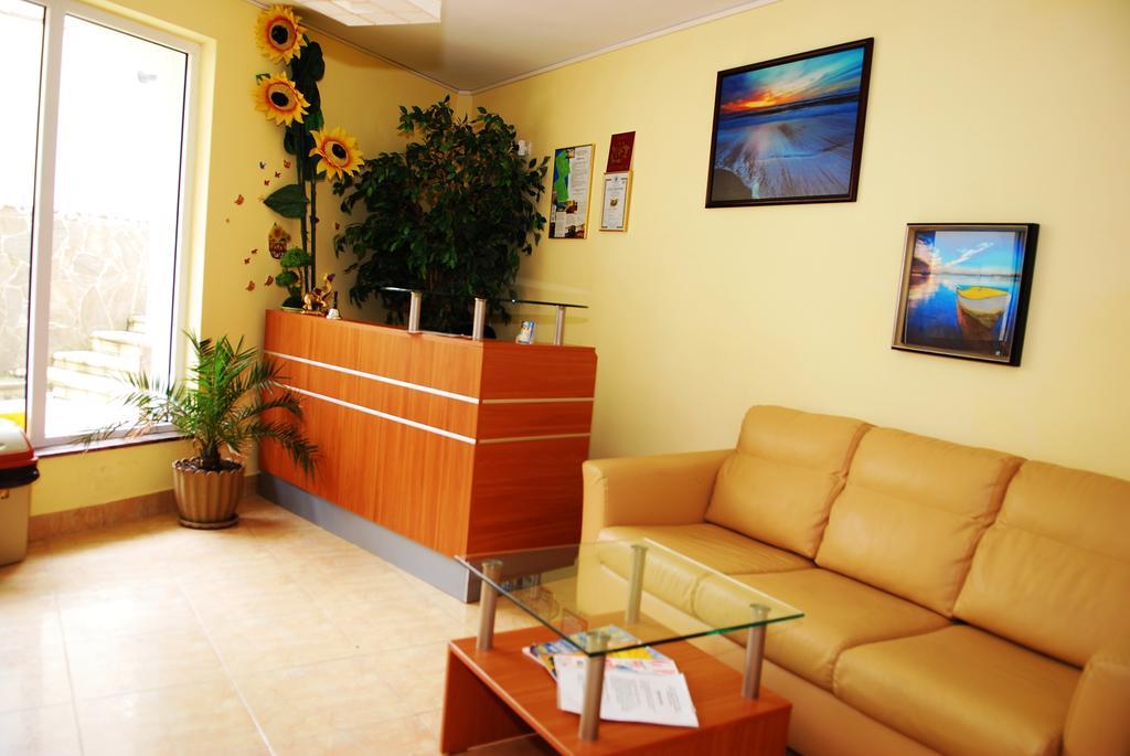 Guest House Markovi Ravda Exterior photo