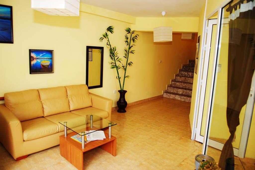 Guest House Markovi Ravda Exterior photo