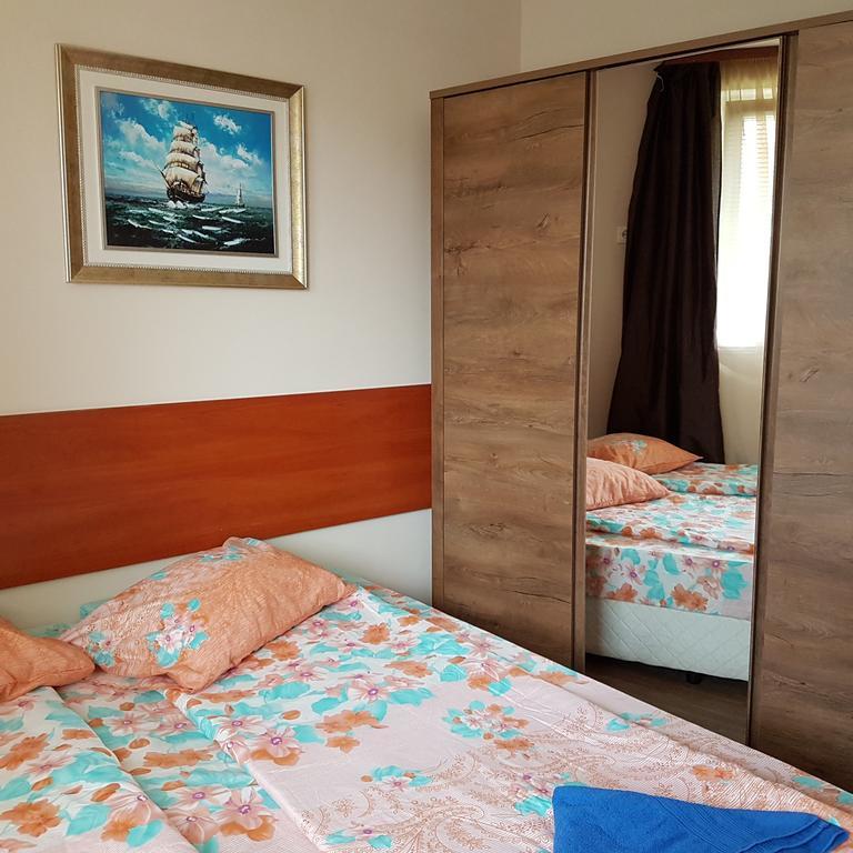 Guest House Markovi Ravda Exterior photo