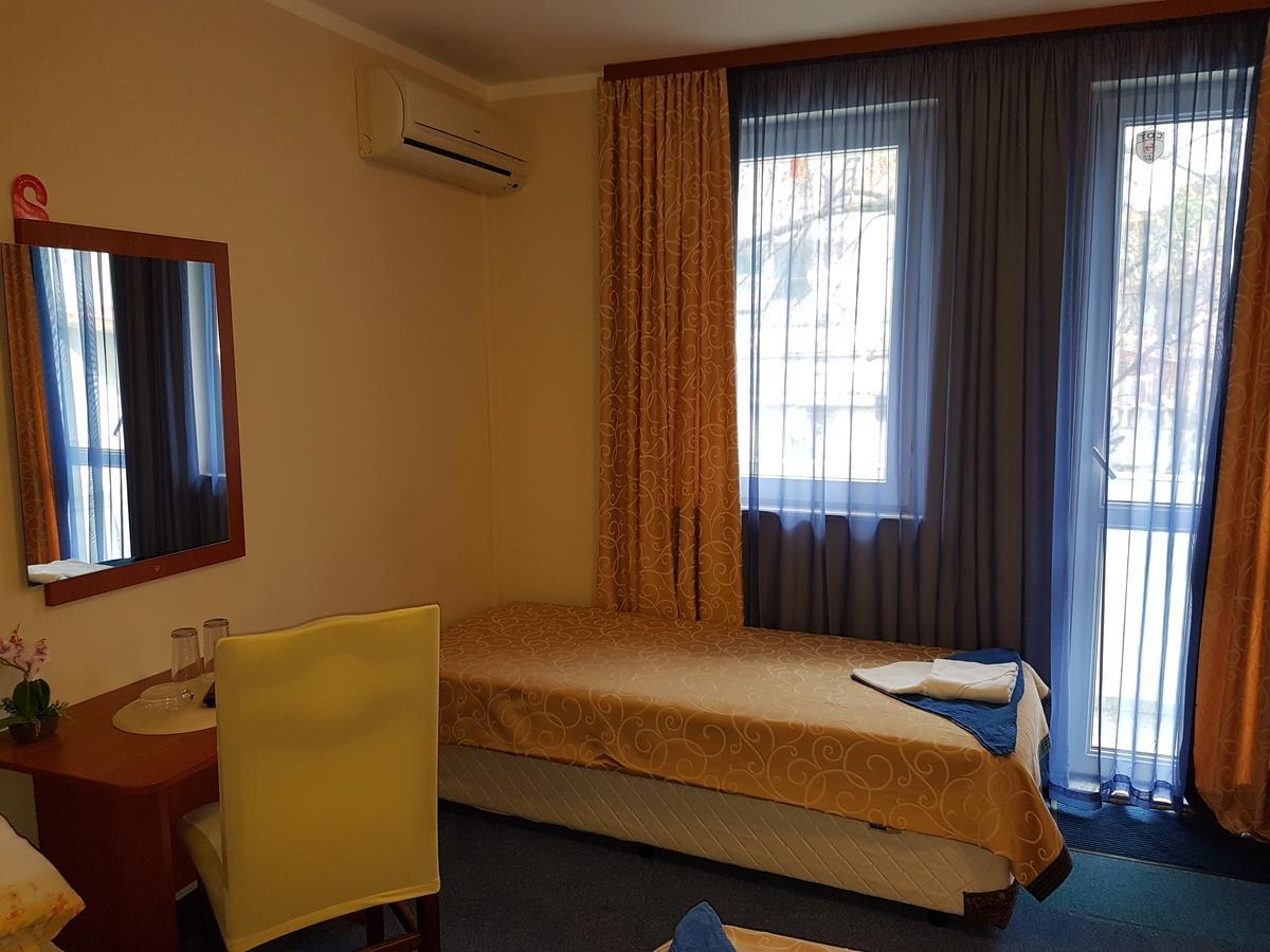 Guest House Markovi Ravda Exterior photo